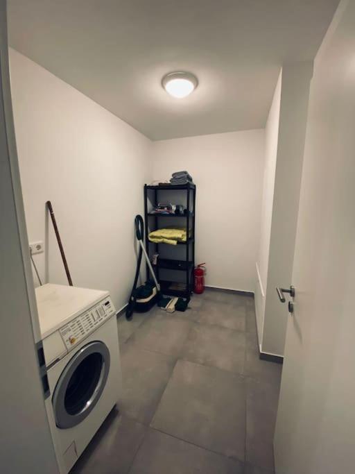 Grosse Moderne Ferienwohnung Auch Als Monteur Unterkunft Nutzbar, In Stolberg - Vicht المظهر الخارجي الصورة
